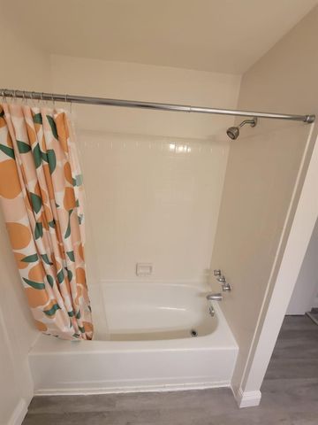 2050 Oleander Boulevard 10-105, Fort Pierce, FL 34950