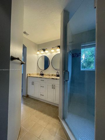 6132 Southard St, West Palm Beach, FL 33411