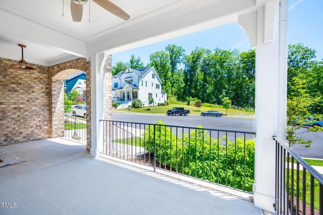 386 Monteith Drive, Chapel Hill, NC 27516