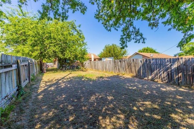 2104 Old West PL, Round Rock, TX 78681
