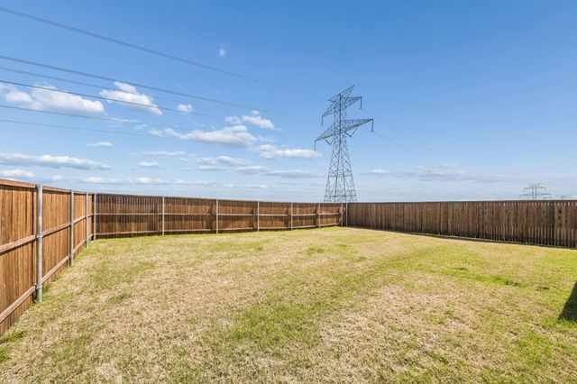 422 Lana Drive, Seagoville, TX 75159