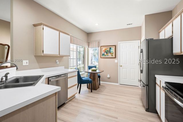 23 Devant Dr E, Bluffton, SC 29909