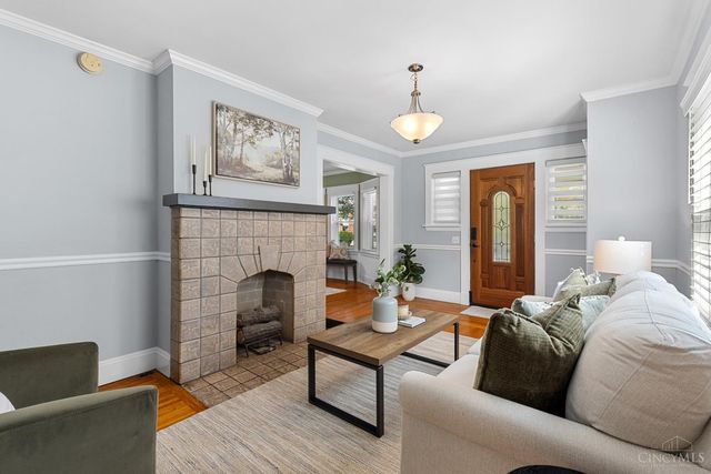 4019 Sherwood Avenue, Cincinnati, OH 45227
