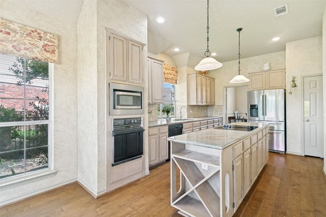 625 Palm Desert Drive, Garland, TX 75044