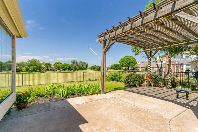625 Palm Desert Drive, Garland, TX 75044