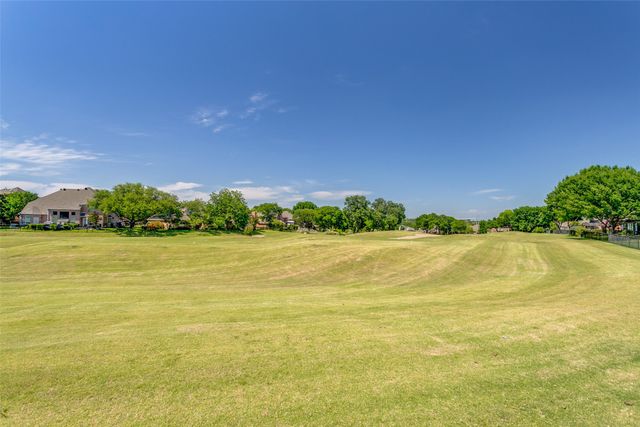 625 Palm Desert Drive, Garland, TX 75044