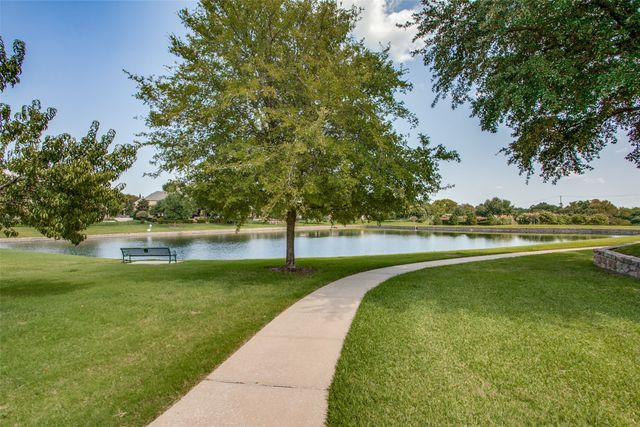 625 Palm Desert Drive, Garland, TX 75044