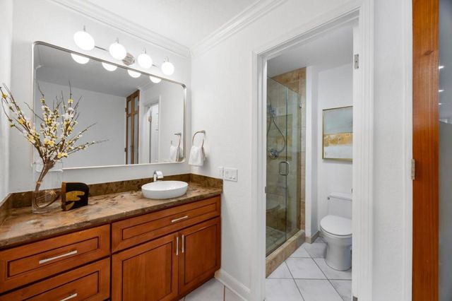 320 Vallejo Drive 30, Millbrae, CA 94030