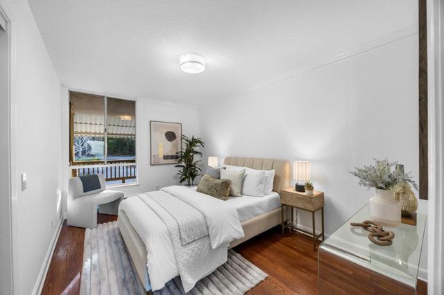 320 Vallejo Drive 30, Millbrae, CA 94030