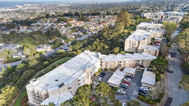 320 Vallejo Drive 30, Millbrae, CA 94030