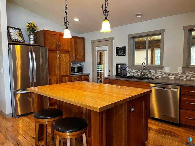 1100 Miah St Street, Harrisburg, SD 57032