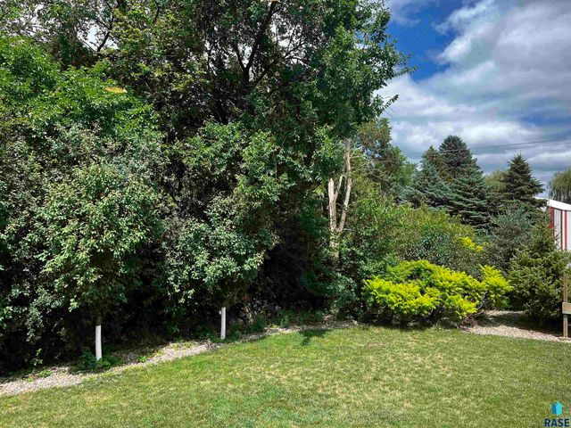 1100 Miah St Street, Harrisburg, SD 57032