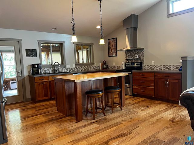 1100 Miah St Street, Harrisburg, SD 57032