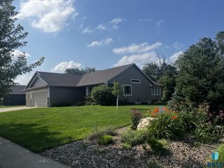1100 Miah St Street, Harrisburg, SD 57032
