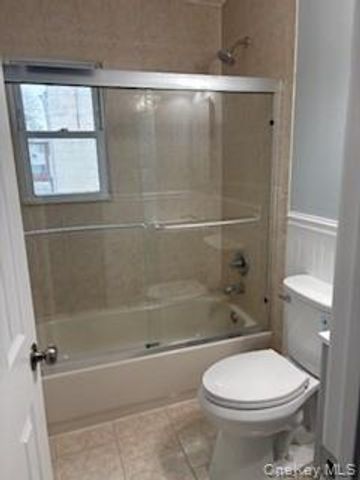 842 N Wellwood Avenue, Lindenhurst, NY 11757