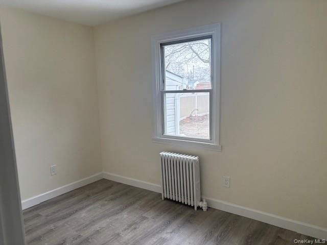 842 N Wellwood Avenue, Lindenhurst, NY 11757