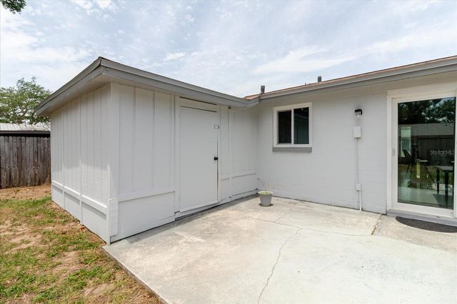 2207 SELKIRK STREET, Valrico, FL 33594