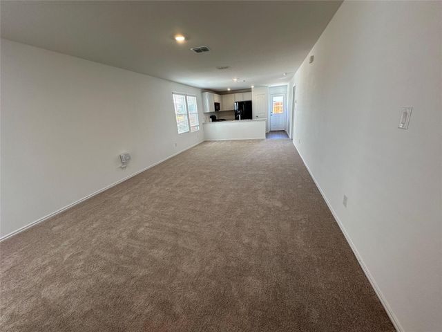 233 Magalia LN, Kyle, TX 78640