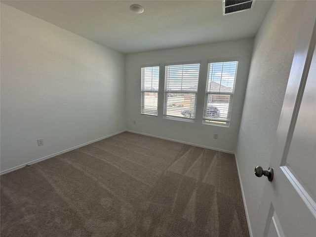 233 Magalia LN, Kyle, TX 78640