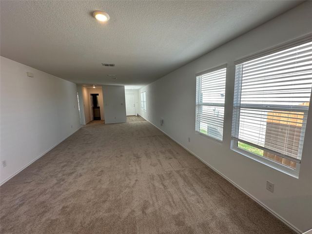 233 Magalia LN, Kyle, TX 78640