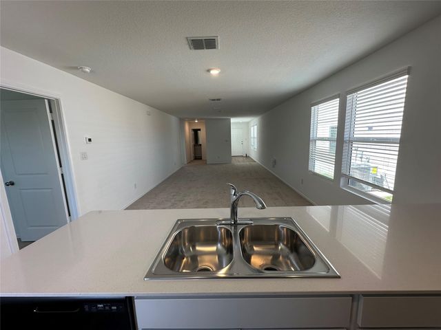 233 Magalia LN, Kyle, TX 78640