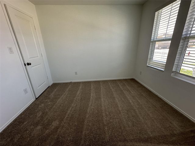 233 Magalia LN, Kyle, TX 78640