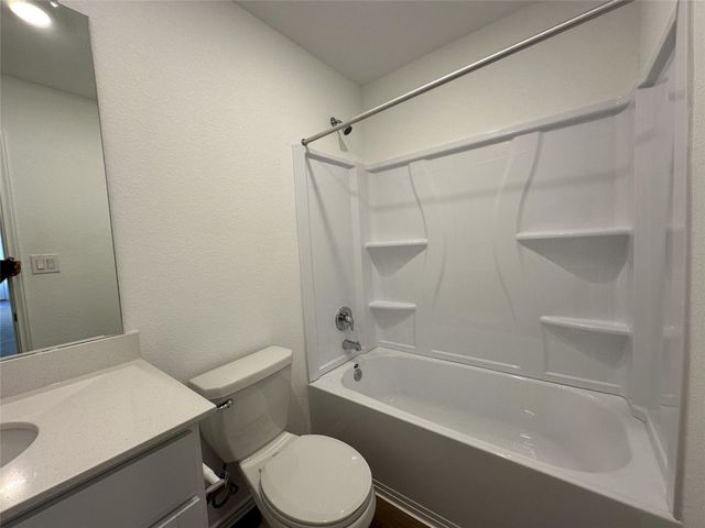 233 Magalia LN, Kyle, TX 78640