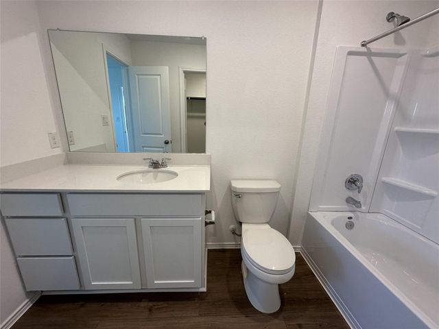 233 Magalia LN, Kyle, TX 78640