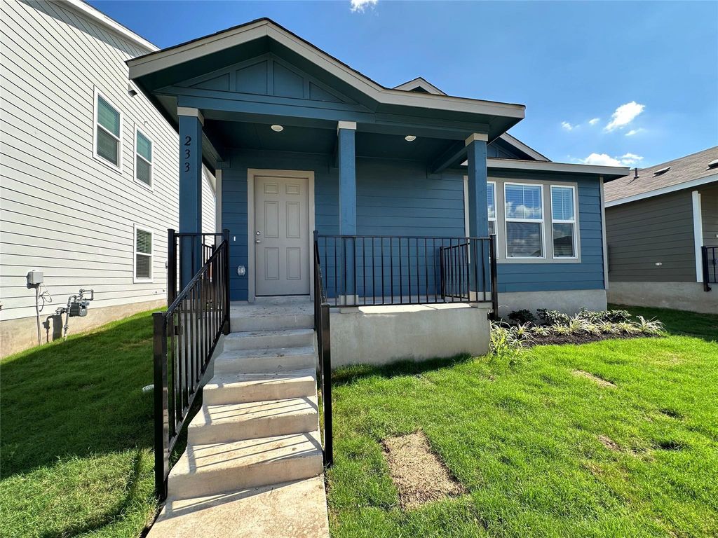 233 Magalia LN, Kyle, TX 78640