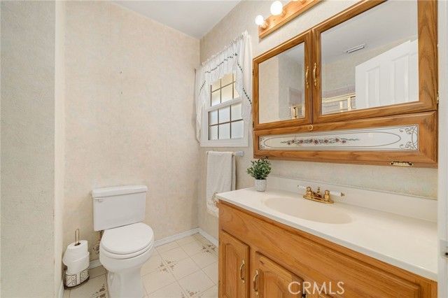 2353 Stanbridge Avenue, Long Beach, CA 90815