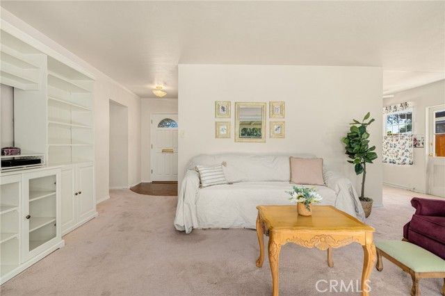 2353 Stanbridge Avenue, Long Beach, CA 90815