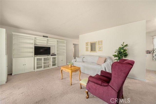 2353 Stanbridge Avenue, Long Beach, CA 90815