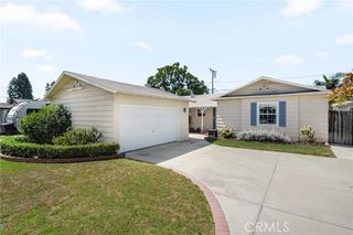 2353 Stanbridge Avenue, Long Beach, CA 90815