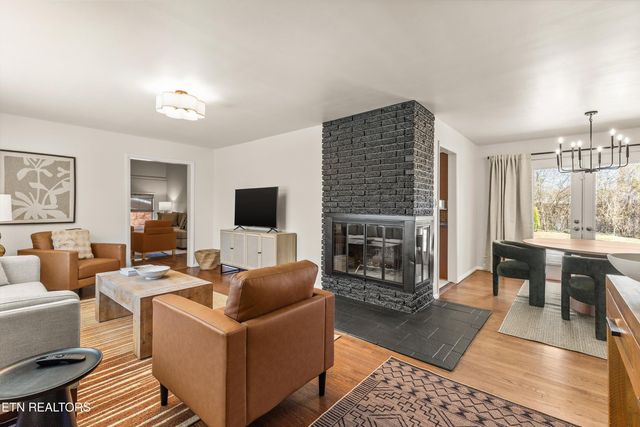 4912 Spring Creek Rd, Knoxville, TN 37920
