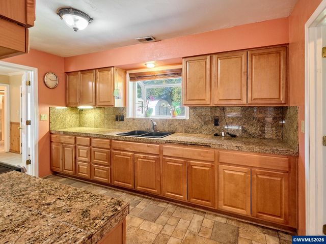 14653 Ottaway Rd NE, Aurora, OR 97002