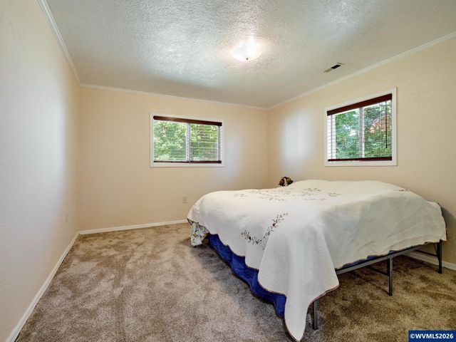 14653 Ottaway Rd NE, Aurora, OR 97002
