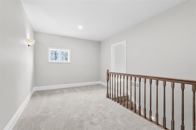 135 Golfview Drive, Plainwell, MI 49080