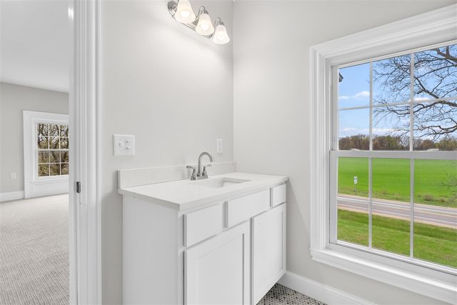 135 Golfview Drive, Plainwell, MI 49080