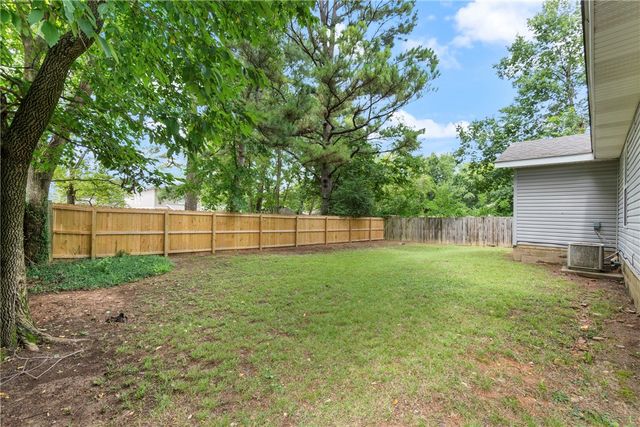 517 S Washington Avenue, Fayetteville, AR 72701