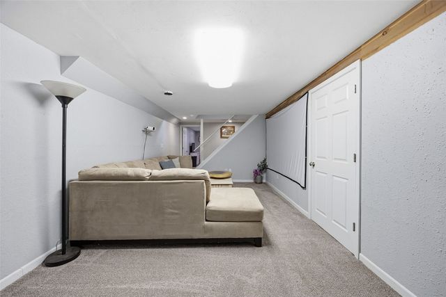 95 E Zeller Street, North Liberty, IA 52317