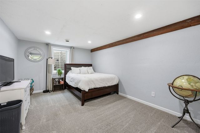 95 E Zeller Street, North Liberty, IA 52317