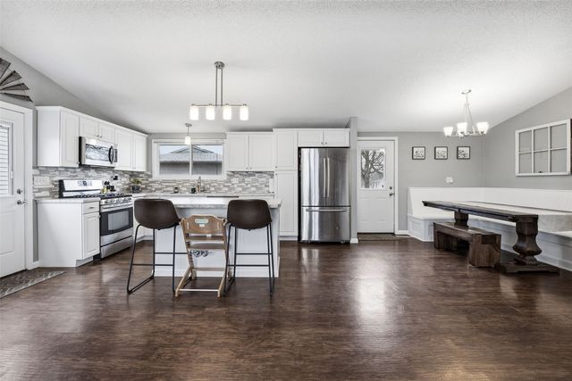 95 E Zeller Street, North Liberty, IA 52317