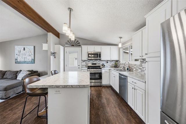 95 E Zeller Street, North Liberty, IA 52317