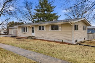 95 E Zeller Street, North Liberty, IA 52317
