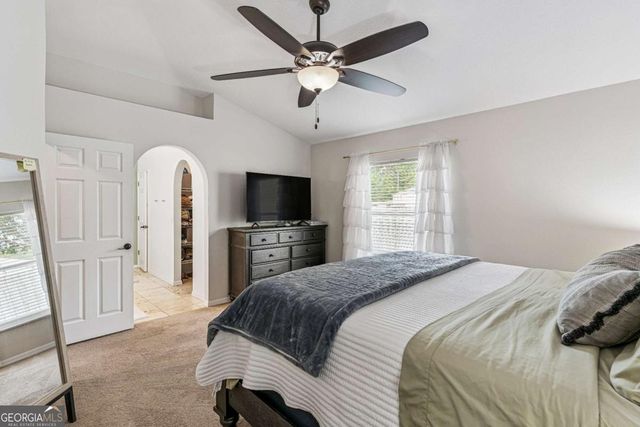 214 Pine Bluff Way, Kingsland, GA 31548