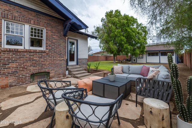 92 W LYNWOOD Street, Phoenix, AZ 85003