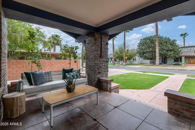 92 W LYNWOOD Street, Phoenix, AZ 85003