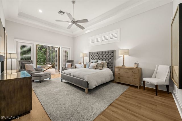 784 Anderson DR, Naples, FL 34103