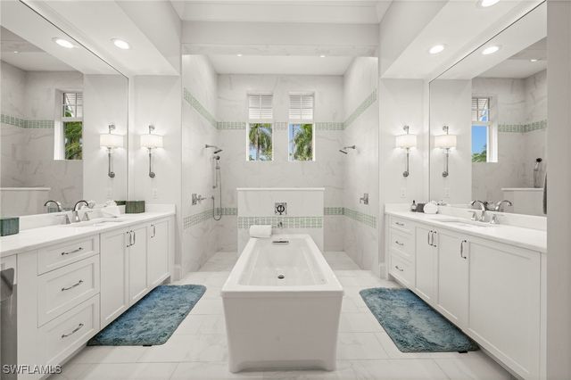 784 Anderson DR, Naples, FL 34103