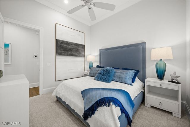 784 Anderson DR, Naples, FL 34103